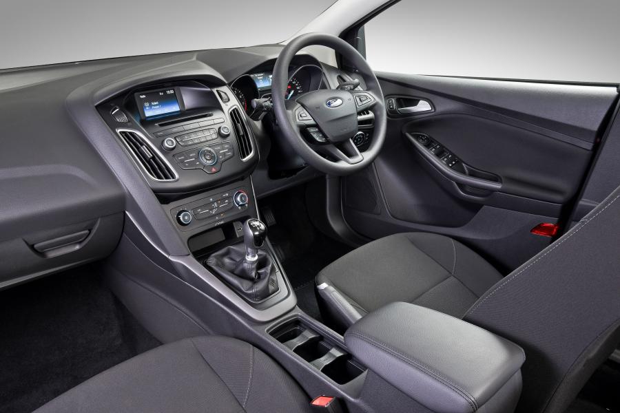  Ford Focus 2015 года  (ZA) (фото 18 из 20)